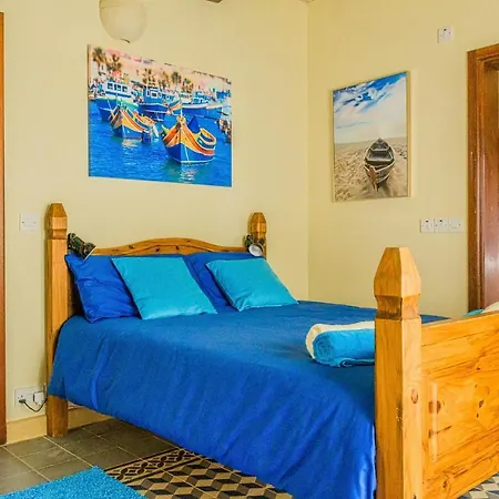 Narcisa Levecca Сasa de vacaciones Għasri